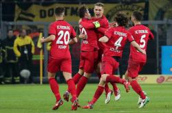 爱游戏网页版-包含弗赖堡主场力克法兰克福，取得关键胜利的词条