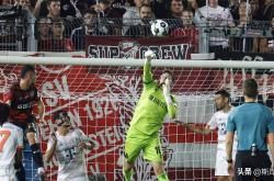 爱游戏入口-包含拜仁慕尼黑惨败，错失半决赛机会！的词条