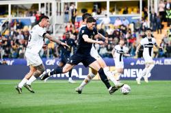 爱游戏登录入口-意甲新军西帕尔默在比赛中逆袭，实力引人注目