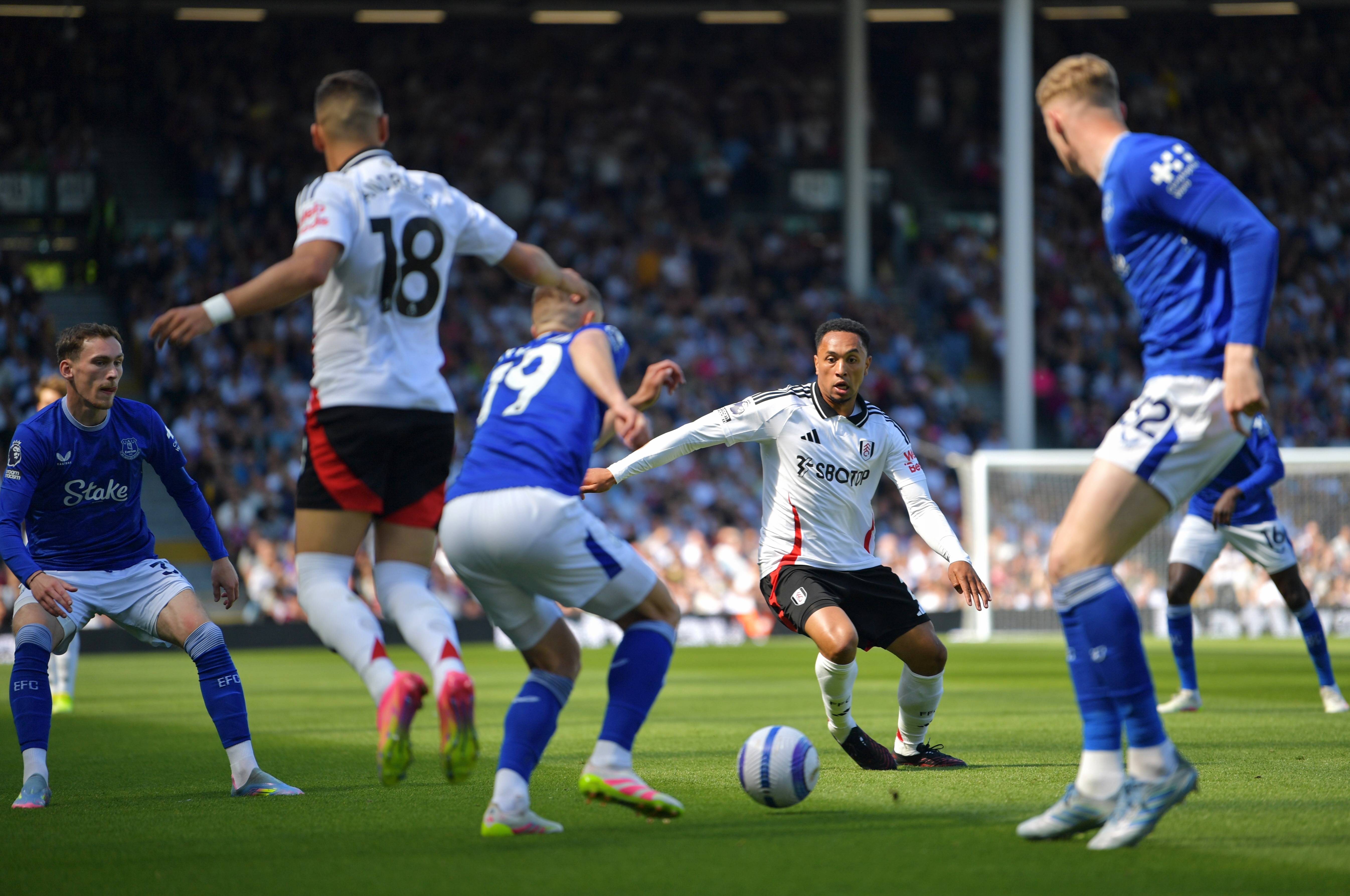 富勒姆客场击败埃弗顿，取得重要三分