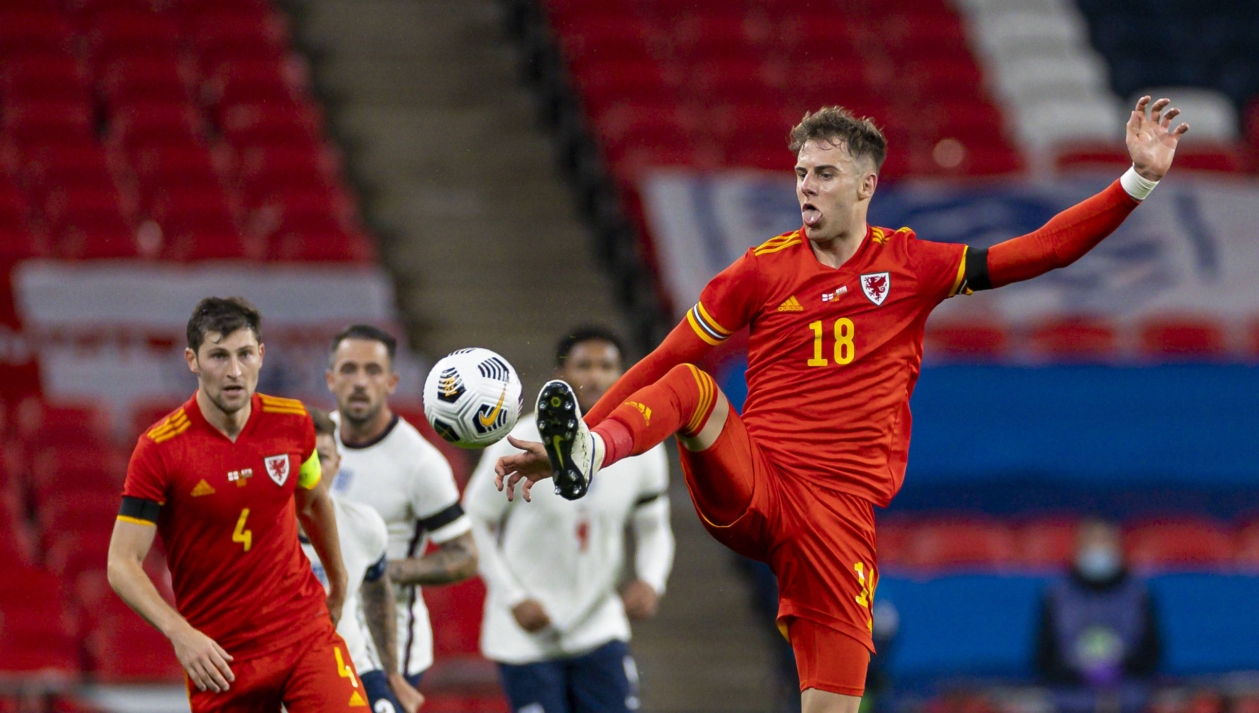 高能对决!欧预赛助力足球狂欢的简单介绍 高能对决!欧预赛助力足球狂欢的简单介绍