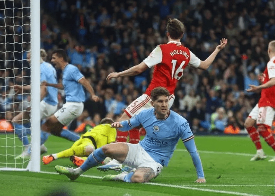 曼城与对手握手言和,战局胶着的简单介绍 曼城与对手握手言和,战局胶着的简单介绍