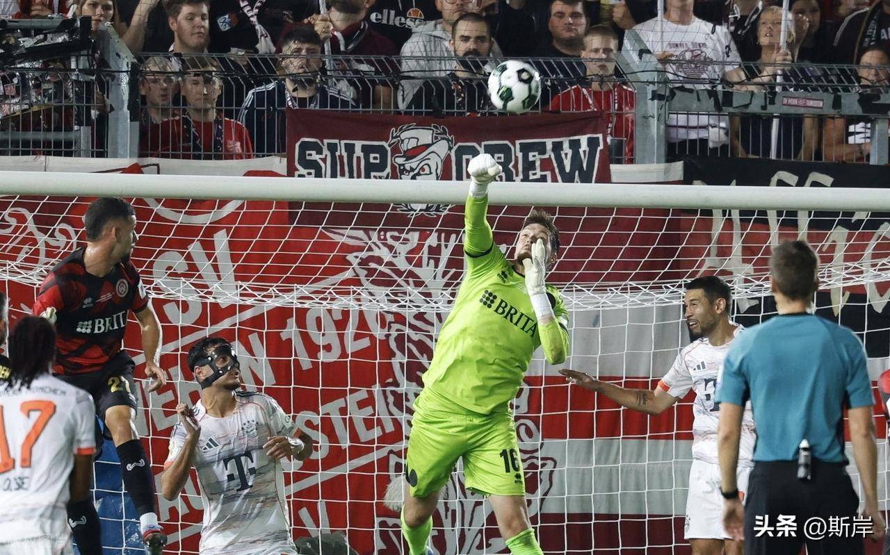 包含拜仁慕尼黑惨败，错失半决赛机会！的词条