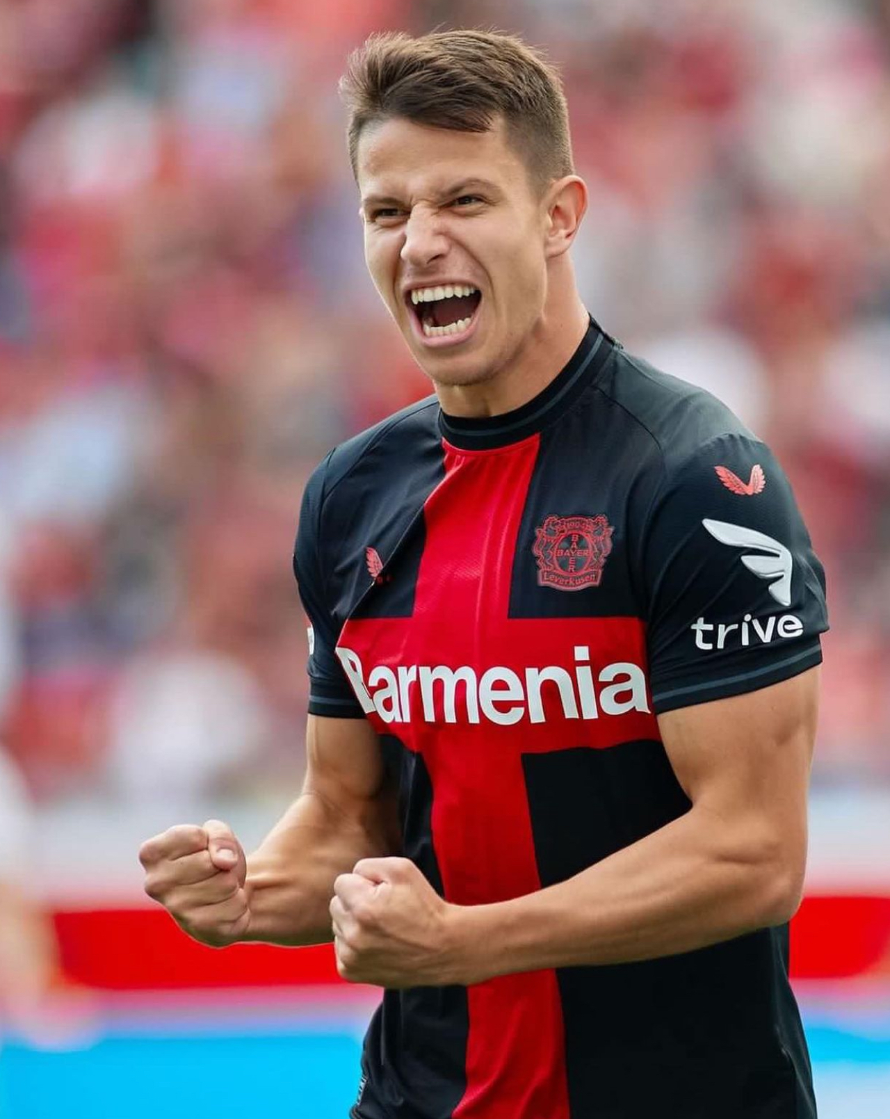 捷克运动员顽强拼搏夺得冠军 捷克运动员顽强拼搏夺得冠军