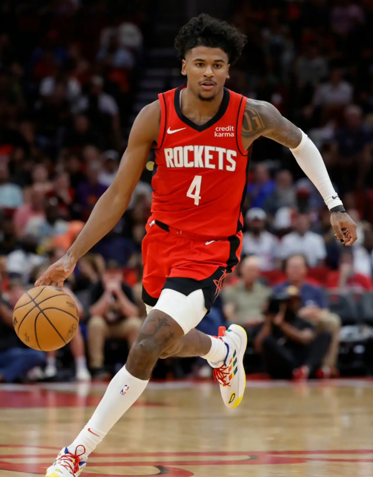 开拓者队客场险胜火箭，实力得到认可